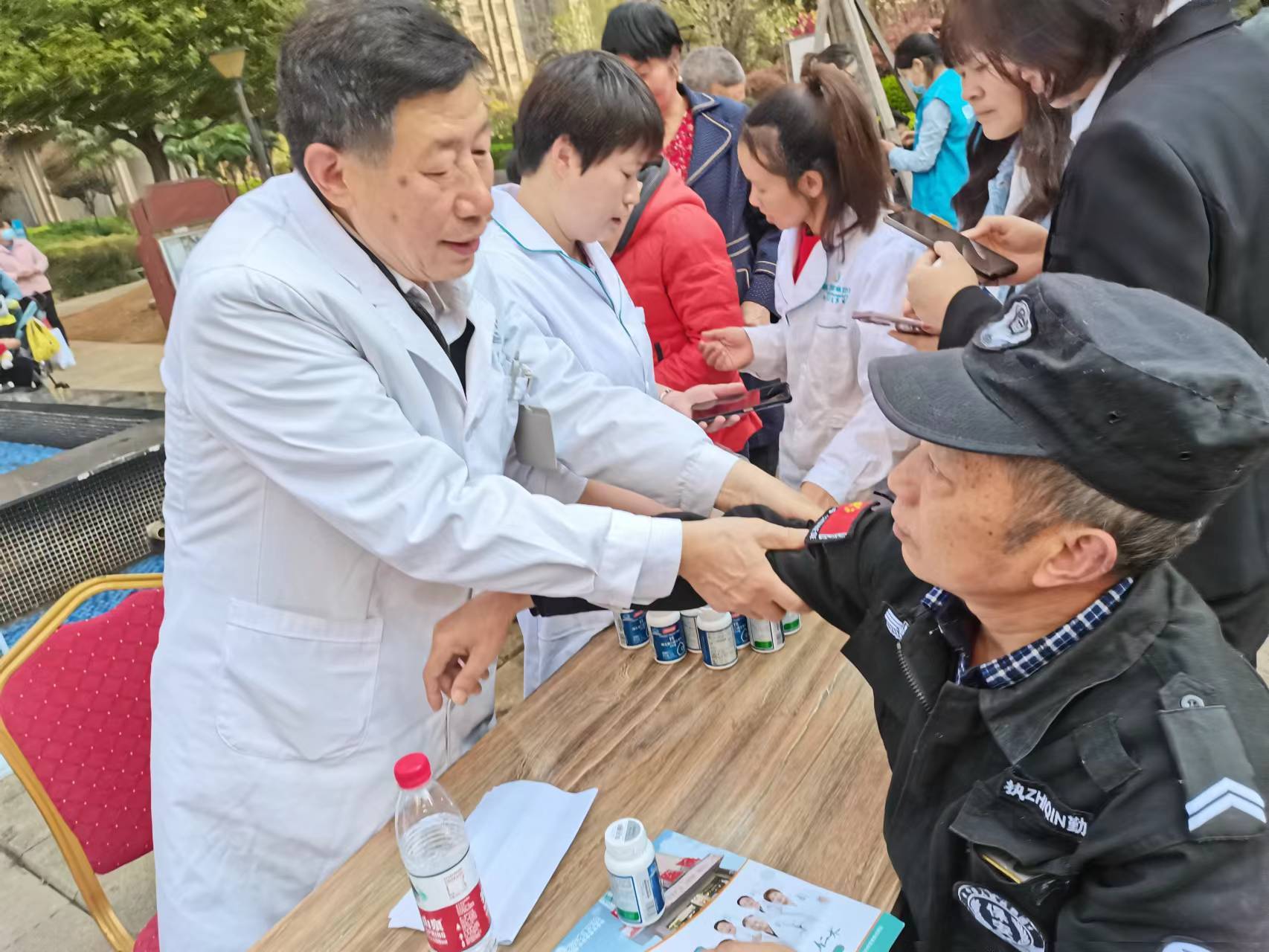 安吉最新24小时高价回收医保长沙方法分析(最方便真实的安吉长沙医废处理方法)